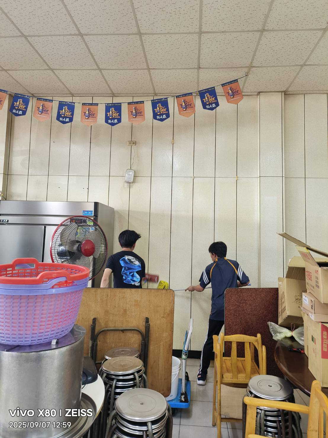 南投溪州土羊肉爐店面清潔