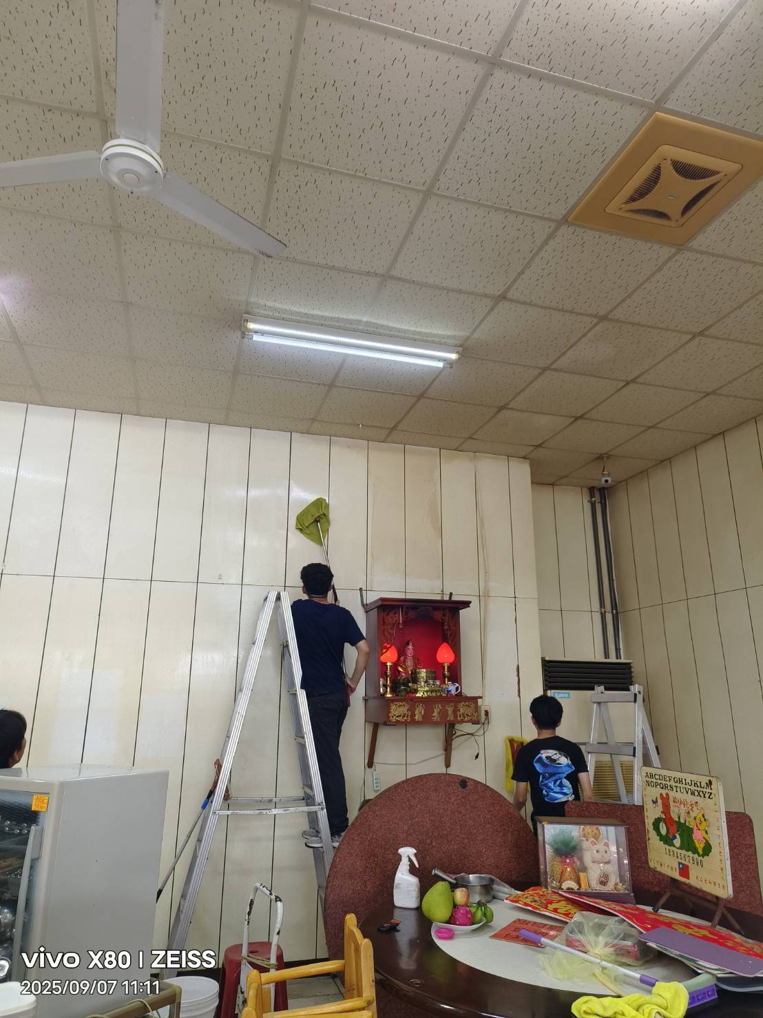 南投溪州土羊肉爐店面清潔