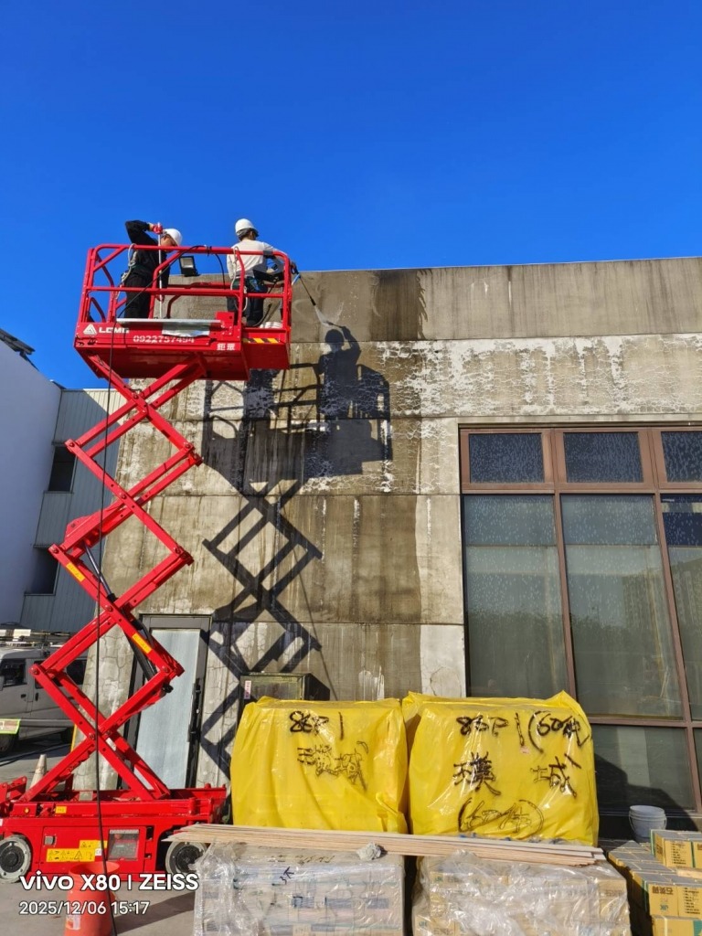 台中餐飲店外牆清洗